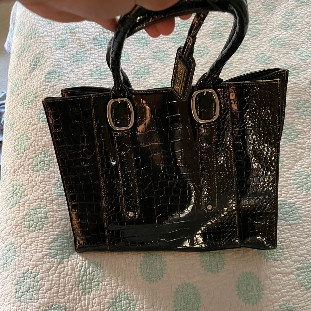 Mondani black purse